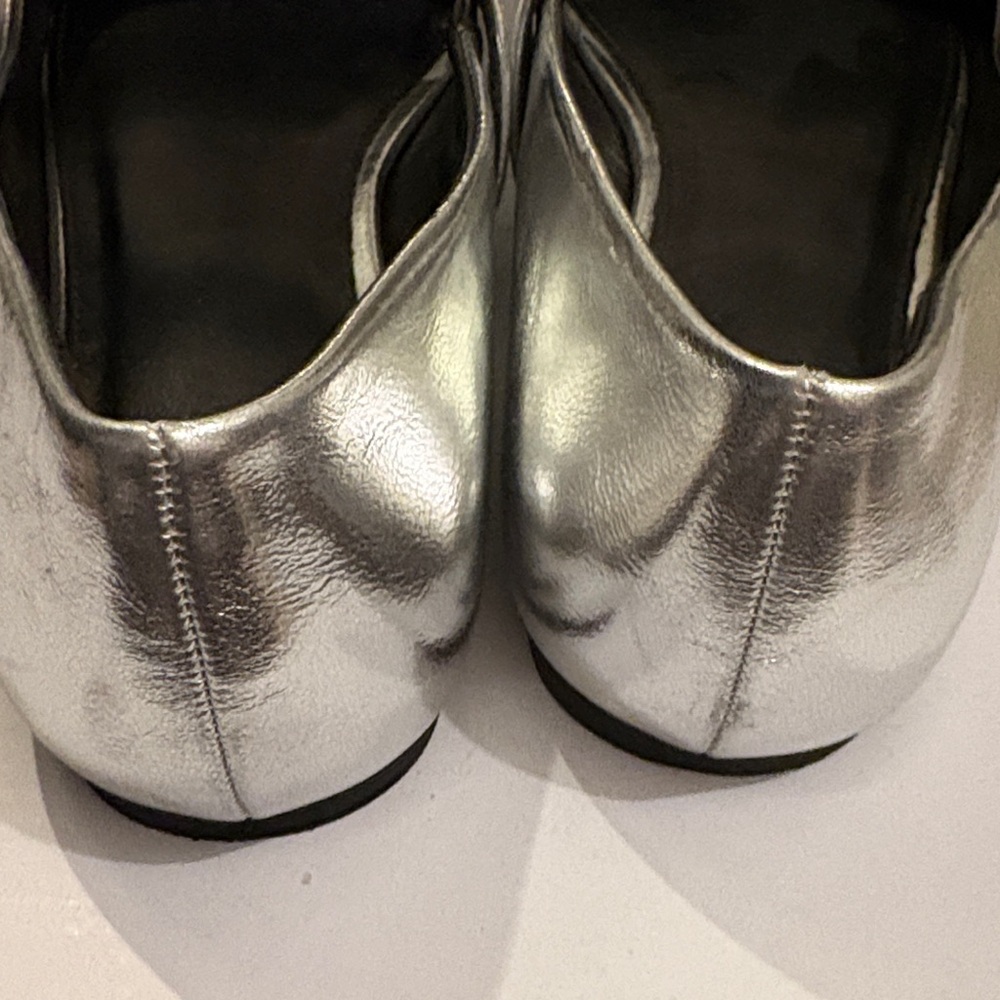 DV by Dolce Vita Metallic Silver Mary Jane Flats with Buckle Strap size 9.5 - Picture 9 of 11